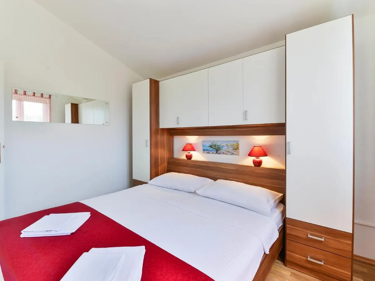 Apartment Matas - Srd318 By Interhome Rovanjska